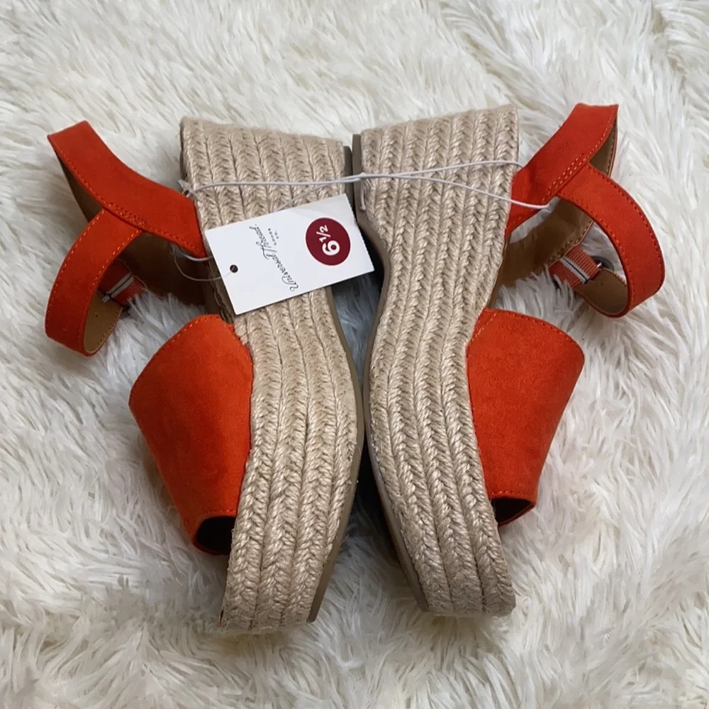 Universal Thread Orange Faux Suede Platform Espadrille Sandals Size 6.5